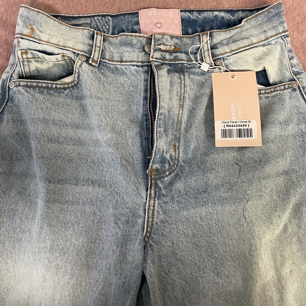 Revice Jeans